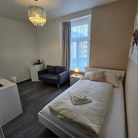 Hotel Surselva クール エクステリア 写真